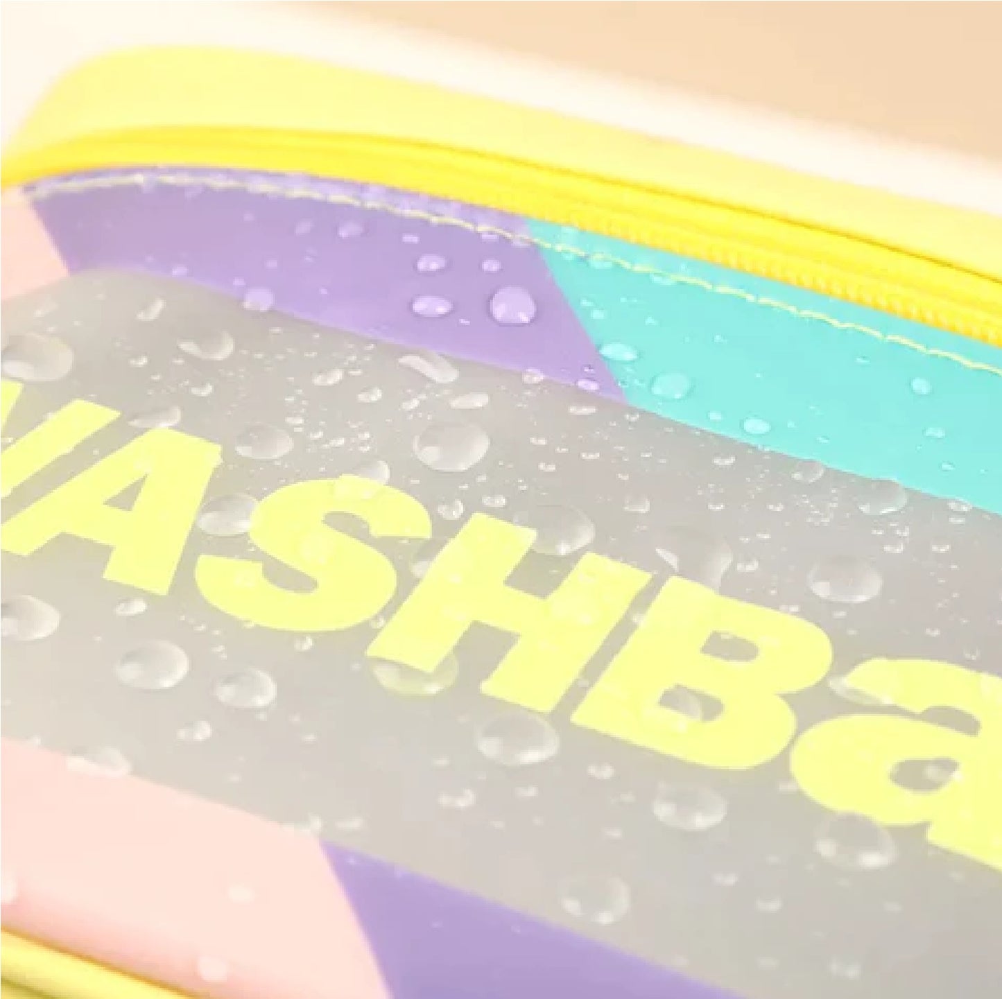 Letter Graphic Transparent Makeup Bag