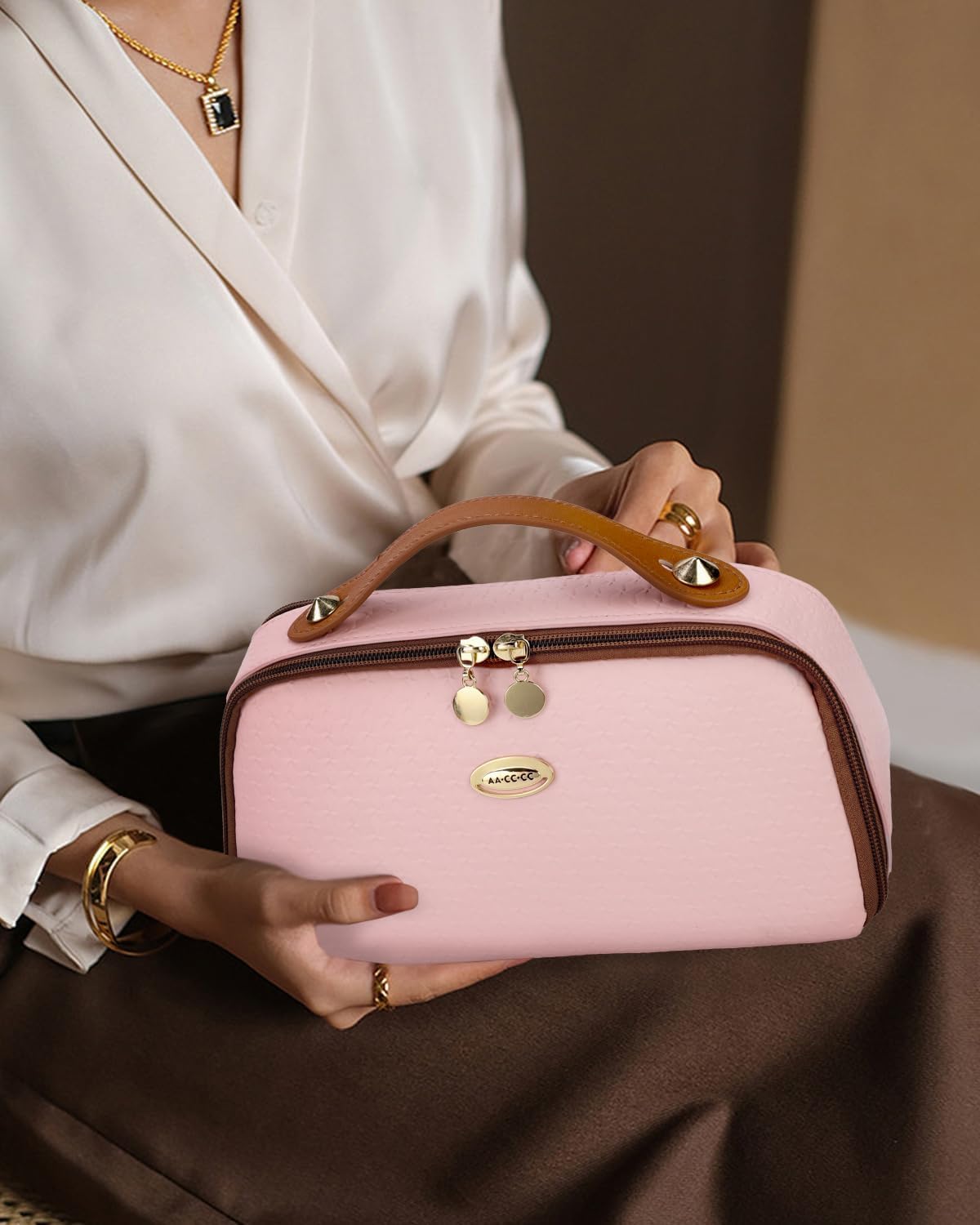 Travel Makeup Bag – Organize Beauty Essentials